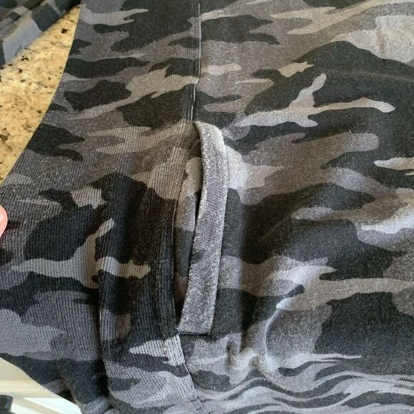 M Athleta camo dress/tunic - Picture 6 of 14